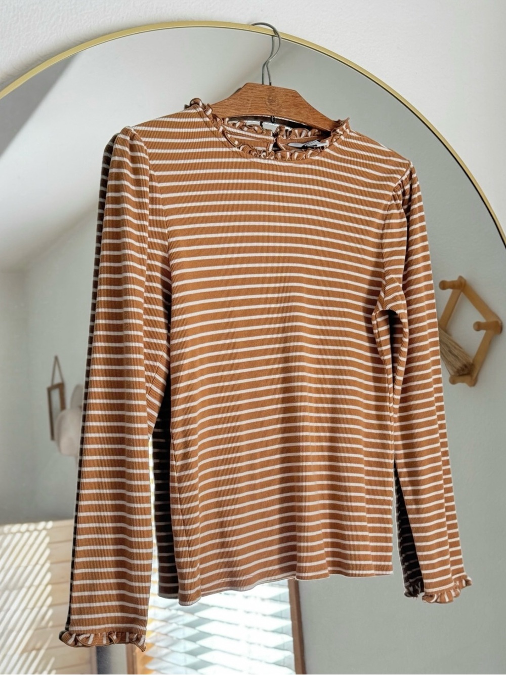 Ribbed Long Sleeve Top 
(S)